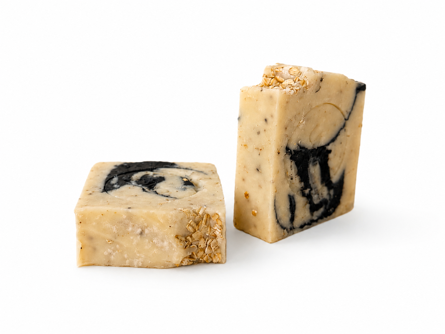 UMSI Lola Soap — Oats, Chia Seeds & Eucalyptus